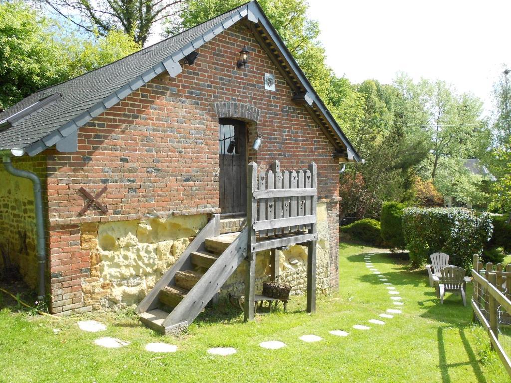 Gite "Le Refuge" Dans Un Domaine De 7Ha Au Calme Vimoutiers Esterno foto